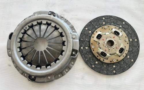 LAND CRUİSER D-4D 4.5 V8 DEBRİYAJ SETİ